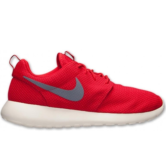 Nike Roshe One Red Gray New 🔥 - Picture 2 of 4